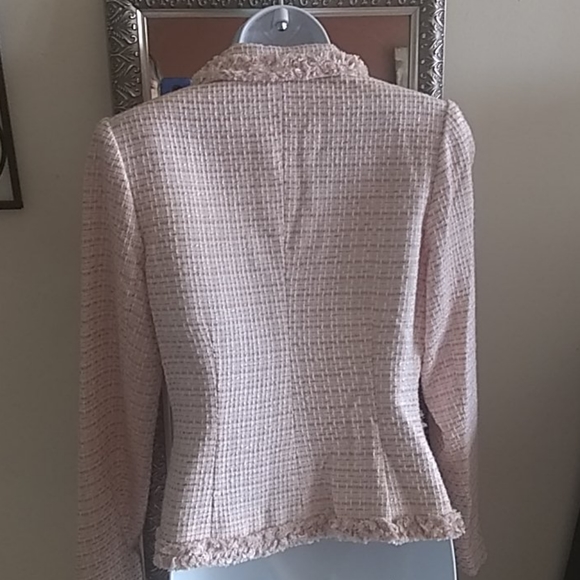 On hold NWOT tweed jacket - Picture 3 of 8